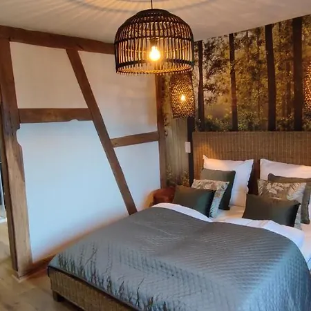 La Bouverie Hf Guest house *