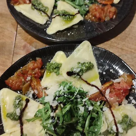 La Bouverie Hf بيت ضيافة وايمس